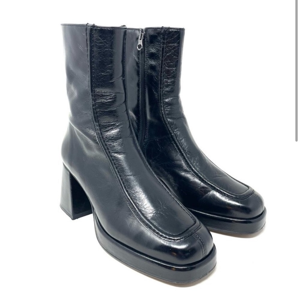 L’intervalle black heeled Westminster boot